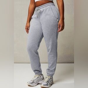 NWT Fabletics Year Round Terry High-Waisted Sweatpant Grey Heather L